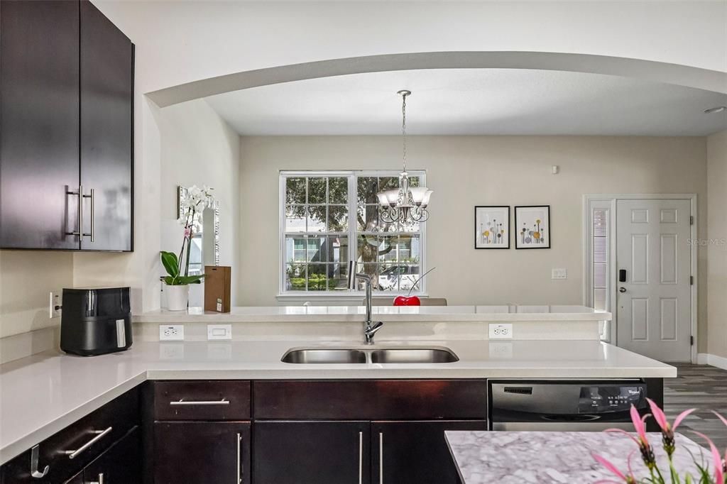 For Sale: $379,900 (3 beds, 2 baths, 1480 Square Feet)