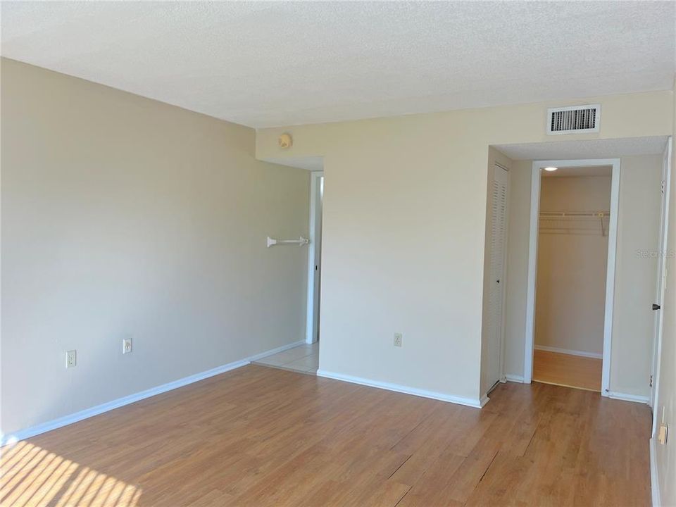 For Rent: $1,592 (2 beds, 2 baths, 1001 Square Feet)