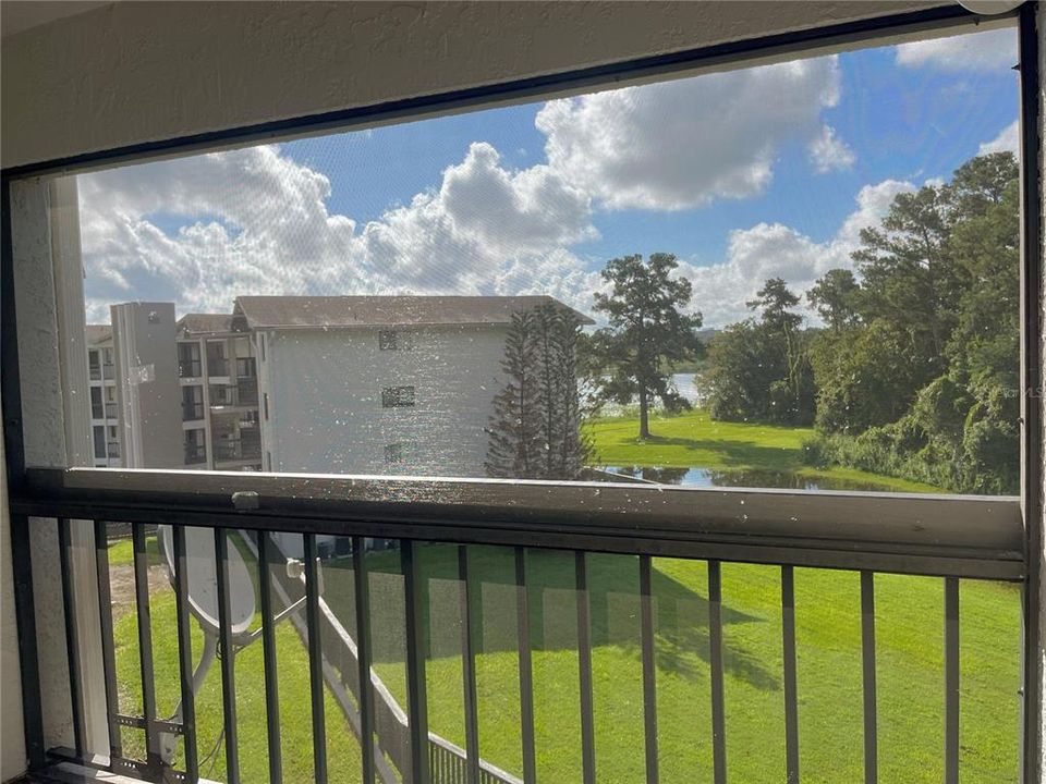 For Rent: $1,592 (2 beds, 2 baths, 1001 Square Feet)