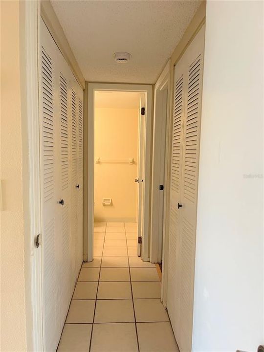 For Rent: $1,592 (2 beds, 2 baths, 1001 Square Feet)