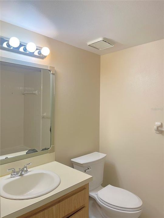 For Rent: $1,592 (2 beds, 2 baths, 1001 Square Feet)