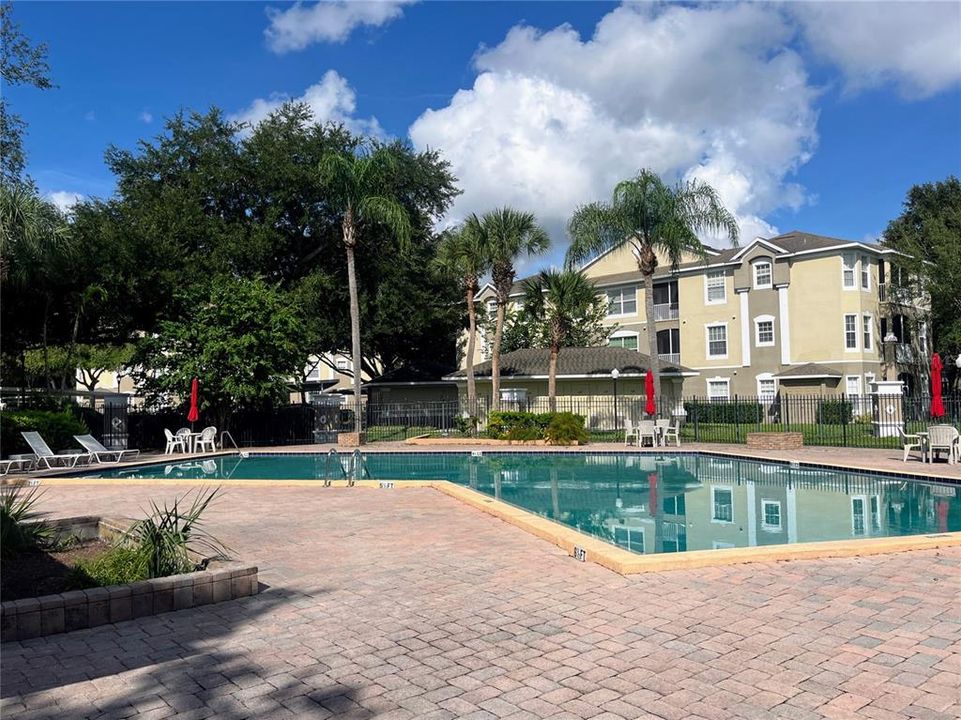 For Rent: $1,592 (2 beds, 2 baths, 1001 Square Feet)