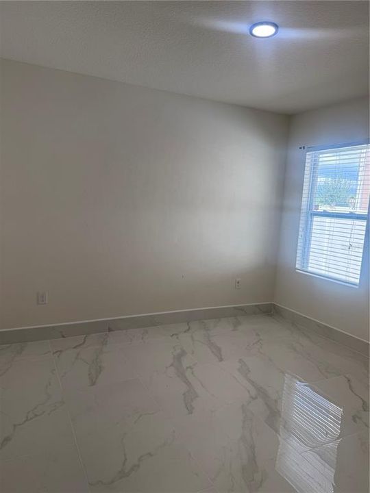 В аренду: $2,700 (3 спален, 2 ванн, 1676 Квадратных фут)