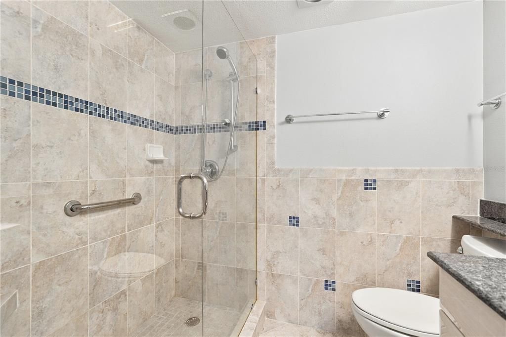 На продажу: $649,000 (2 спален, 2 ванн, 1357 Квадратных фут)