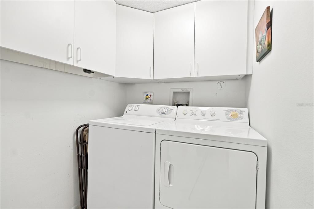 На продажу: $649,000 (2 спален, 2 ванн, 1357 Квадратных фут)