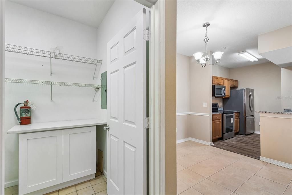 For Sale: $189,000 (2 beds, 2 baths, 1041 Square Feet)