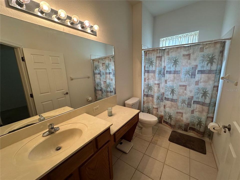 En Venta: $310,000 (3 camas, 2 baños, 1636 Pies cuadrados)