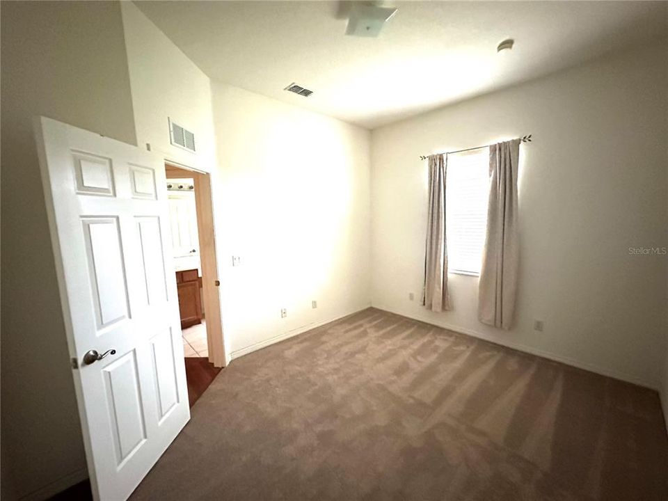 En Venta: $310,000 (3 camas, 2 baños, 1636 Pies cuadrados)