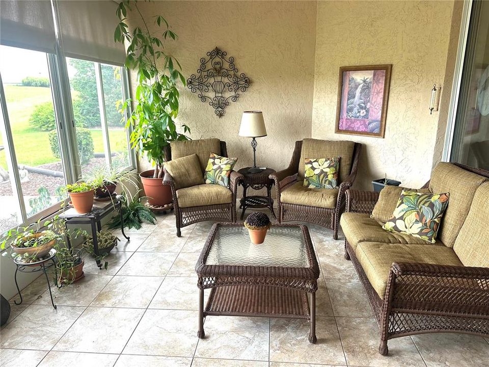 En Venta: $310,000 (3 camas, 2 baños, 1636 Pies cuadrados)