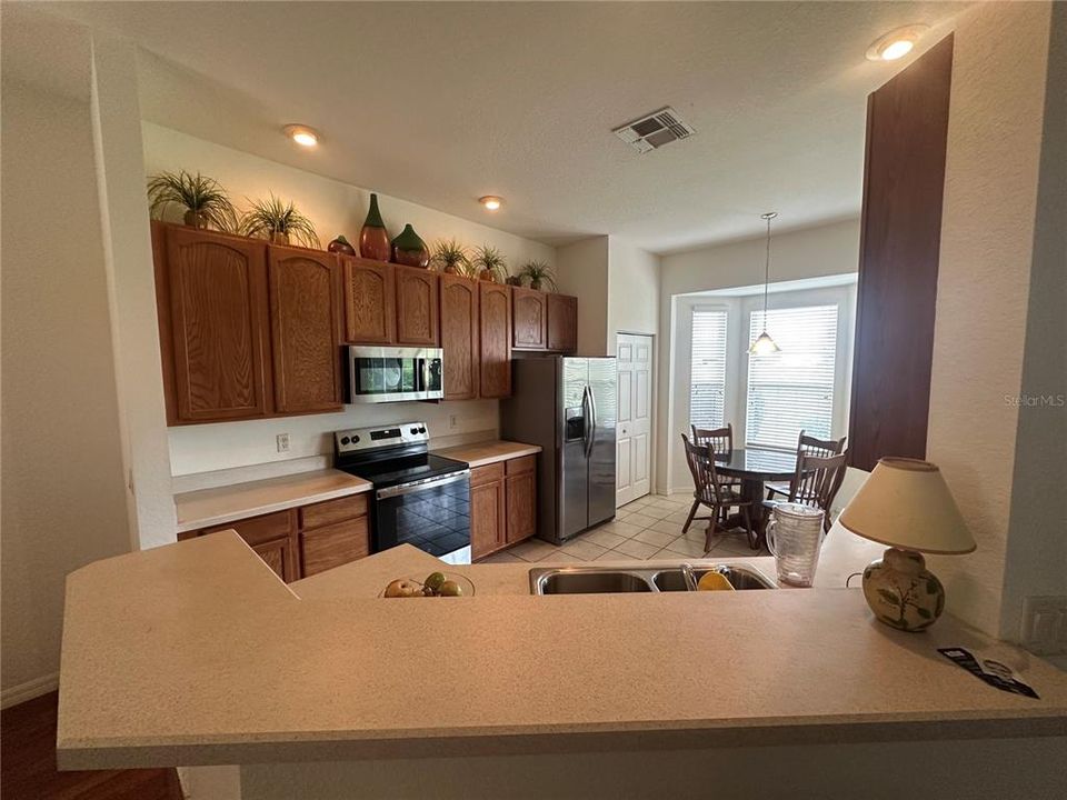 En Venta: $310,000 (3 camas, 2 baños, 1636 Pies cuadrados)