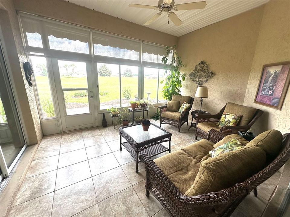 En Venta: $310,000 (3 camas, 2 baños, 1636 Pies cuadrados)