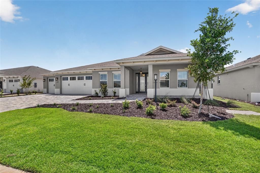 For Sale: $555,525 (3 beds, 3 baths, 2211 Square Feet)