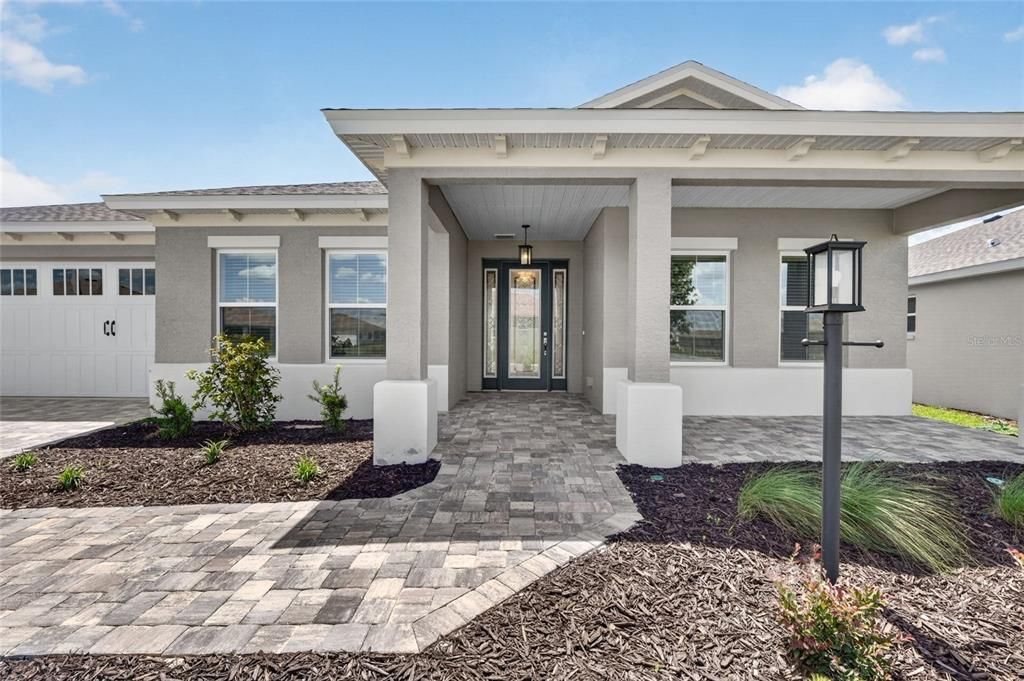 For Sale: $555,525 (3 beds, 3 baths, 2211 Square Feet)