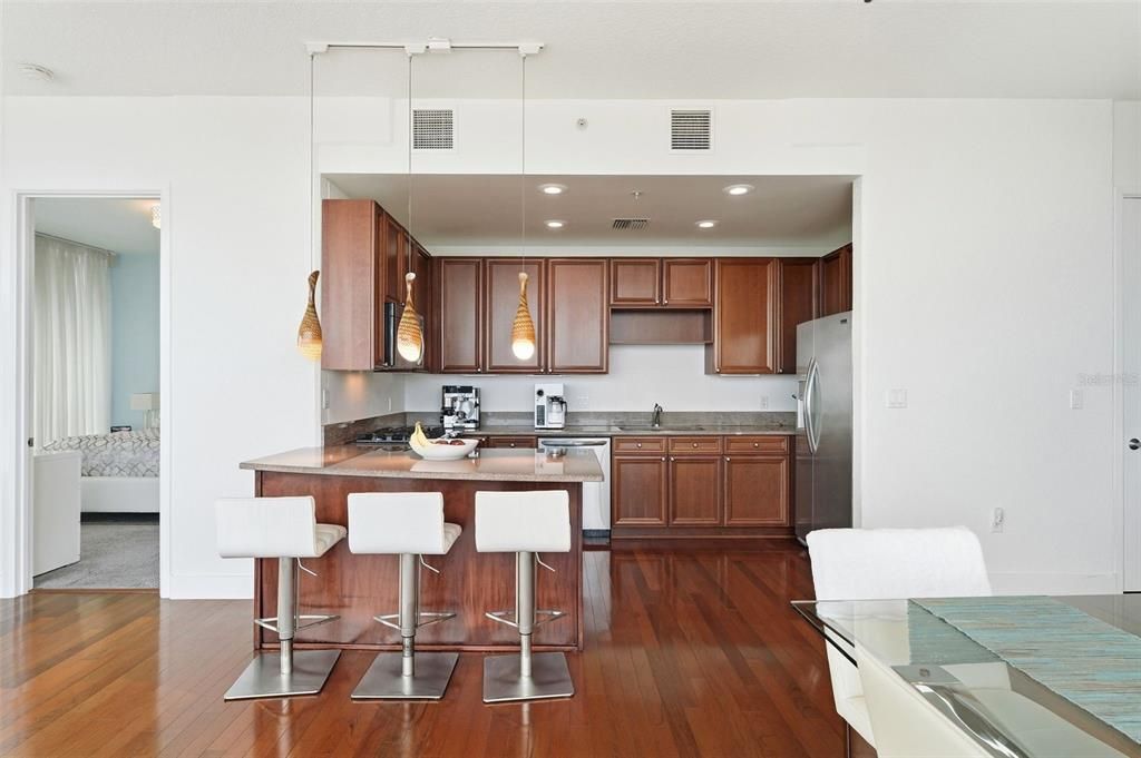 For Sale: $710,000 (2 beds, 2 baths, 1444 Square Feet)