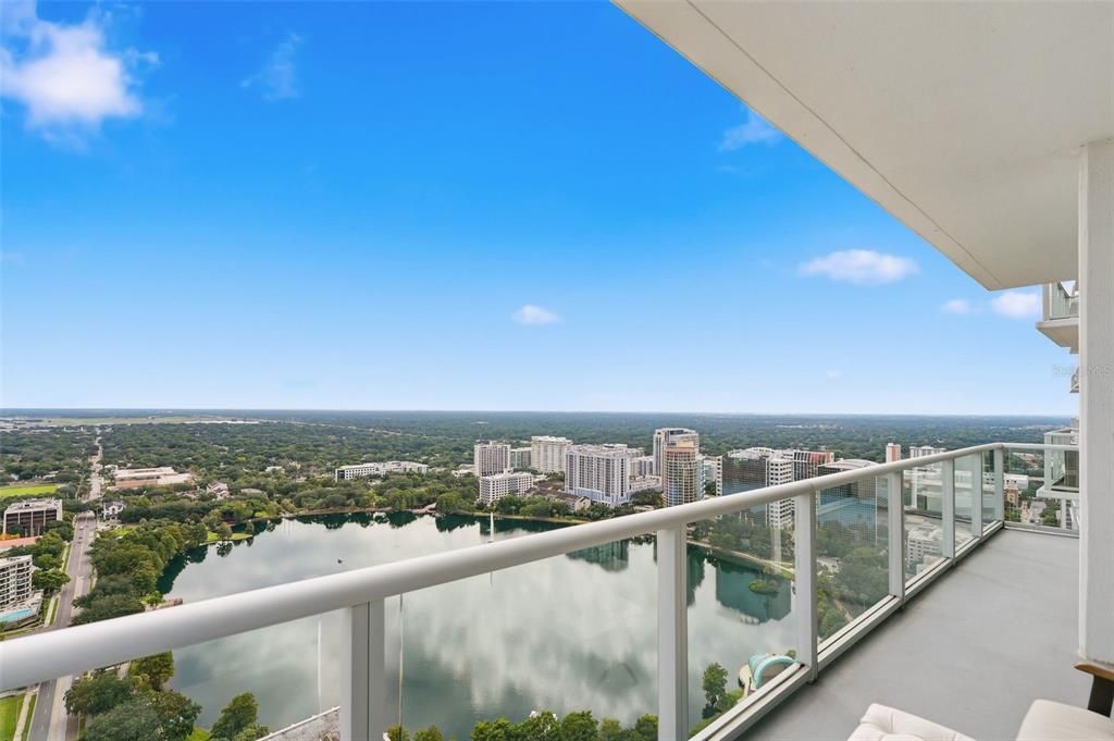 For Sale: $710,000 (2 beds, 2 baths, 1444 Square Feet)