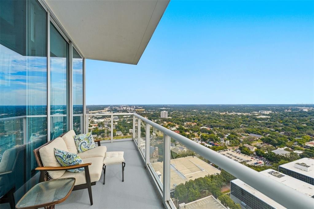 For Sale: $710,000 (2 beds, 2 baths, 1444 Square Feet)