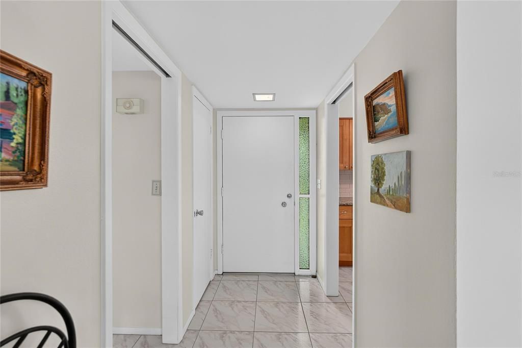 En Venta: $260,000 (2 camas, 2 baños, 1402 Pies cuadrados)
