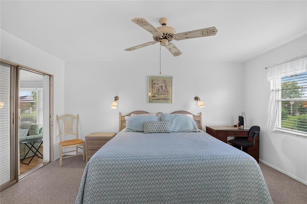 En Venta: $260,000 (2 camas, 2 baños, 1402 Pies cuadrados)