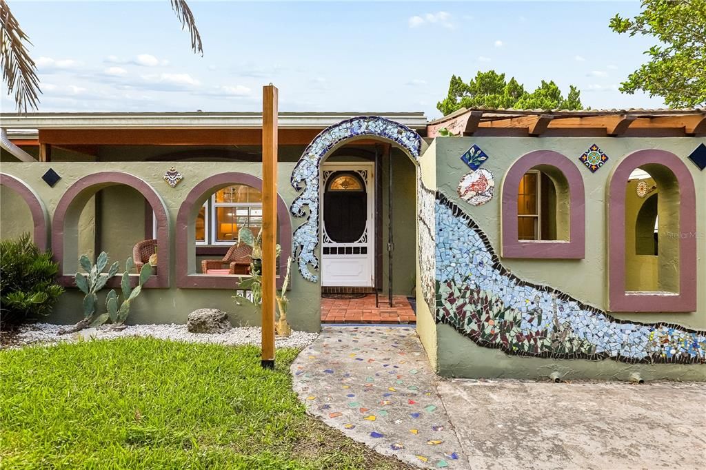 For Sale: $535,000 (3 beds, 2 baths, 1585 Square Feet)