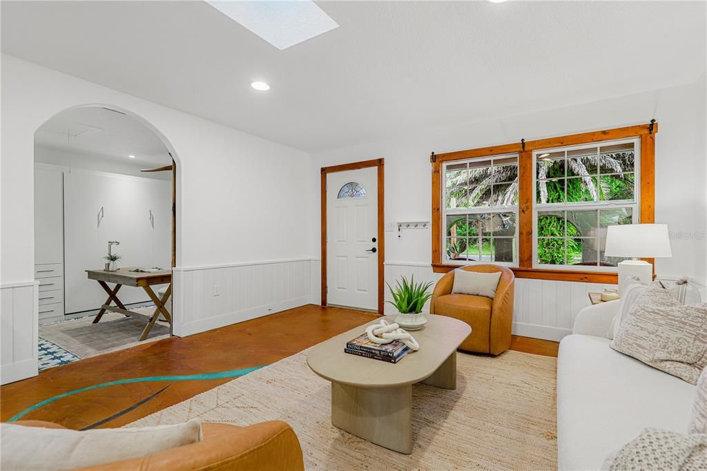 For Sale: $535,000 (3 beds, 2 baths, 1585 Square Feet)