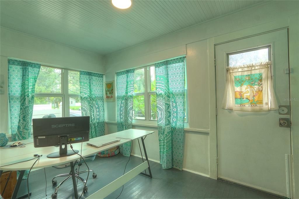 En Venta: $359,900 (2 camas, 2 baños, 1231 Pies cuadrados)