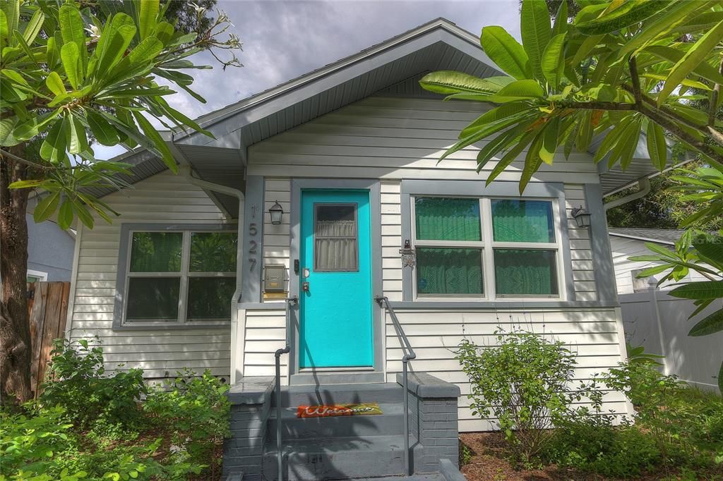 En Venta: $359,900 (2 camas, 2 baños, 1231 Pies cuadrados)