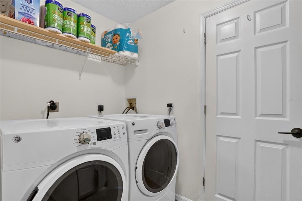 En Venta: $425,000 (3 camas, 2 baños, 1855 Pies cuadrados)