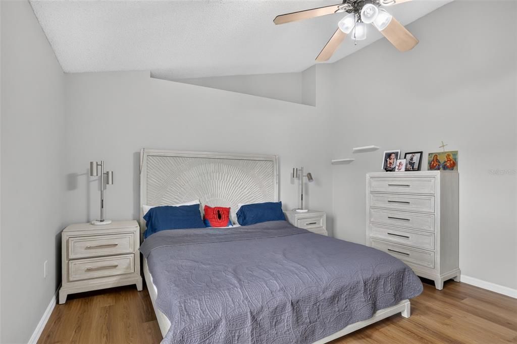 En Venta: $425,000 (3 camas, 2 baños, 1855 Pies cuadrados)