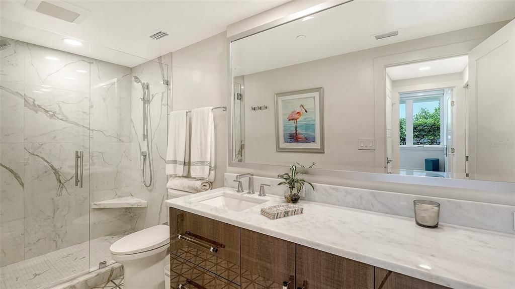 : $1,495,000 (2 camas, 2 baños, 1516 Pies cuadrados)