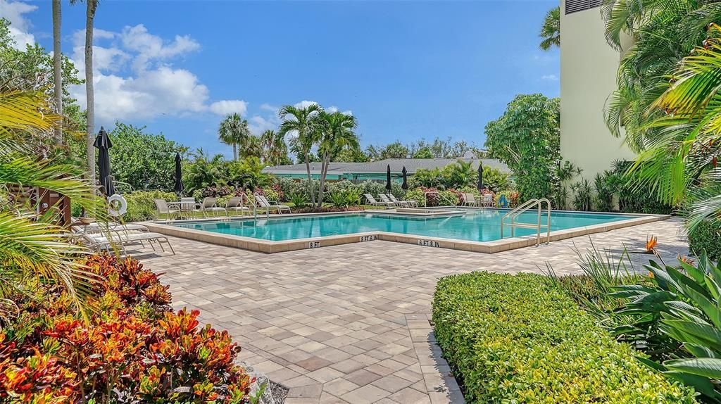 : $1,495,000 (2 camas, 2 baños, 1516 Pies cuadrados)