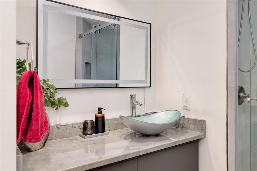 En Venta: $345,000 (2 camas, 2 baños, 1786 Pies cuadrados)