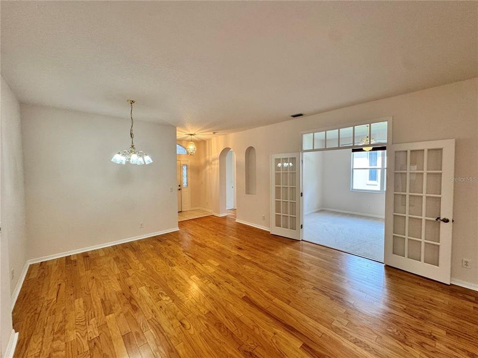 For Rent: $1,900 (2 beds, 2 baths, 1854 Square Feet)