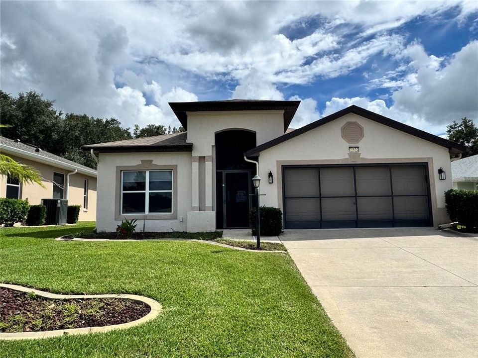 For Rent: $1,900 (2 beds, 2 baths, 1854 Square Feet)