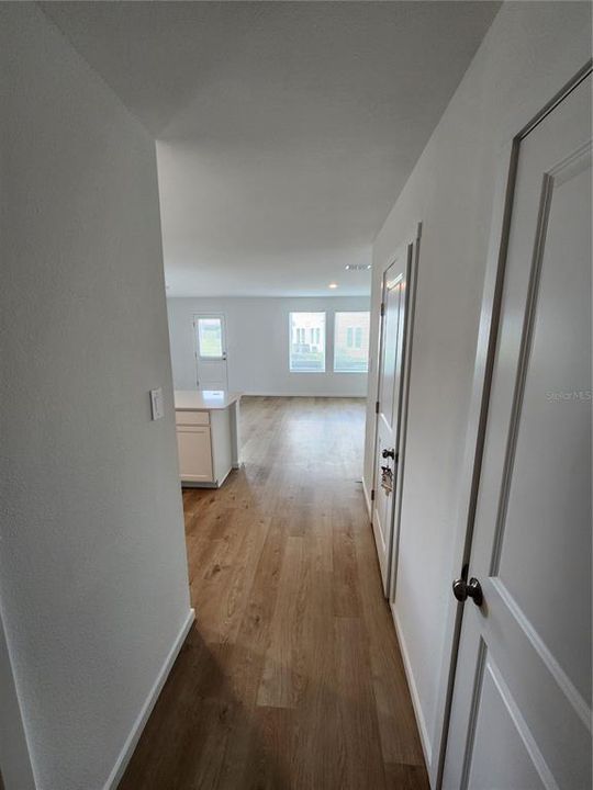 For Rent: $2,200 (3 beds, 2 baths, 1423 Square Feet)
