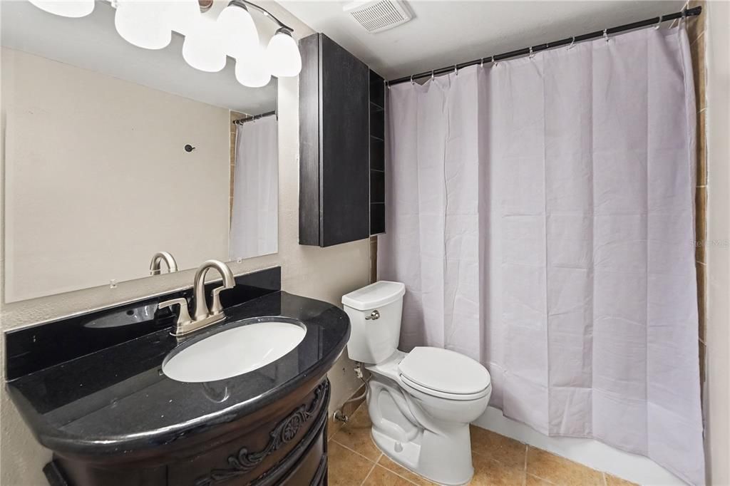 En Venta: $129,999 (2 camas, 1 baños, 975 Pies cuadrados)