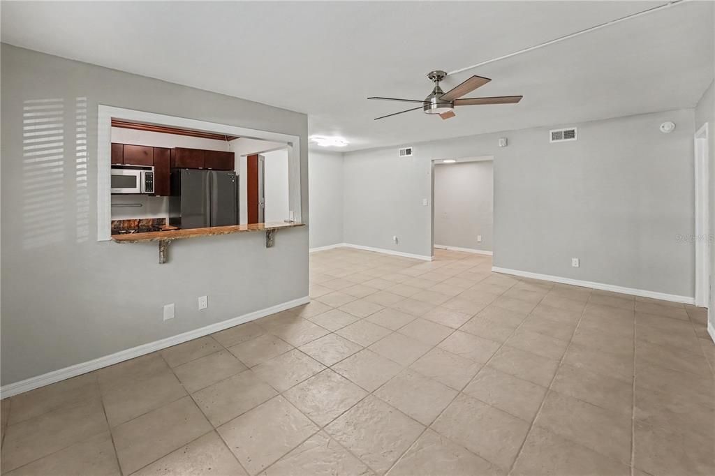En Venta: $129,999 (2 camas, 1 baños, 975 Pies cuadrados)