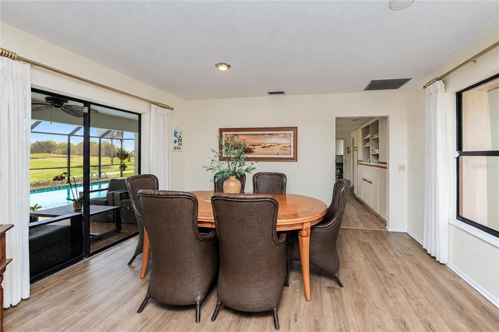 En Venta: $466,000 (3 camas, 2 baños, 2062 Pies cuadrados)
