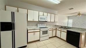 В аренду: $1,600 (3 спален, 2 ванн, 1609 Квадратных фут)