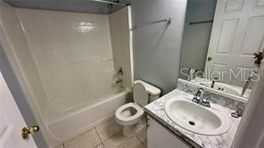 В аренду: $1,600 (3 спален, 2 ванн, 1609 Квадратных фут)