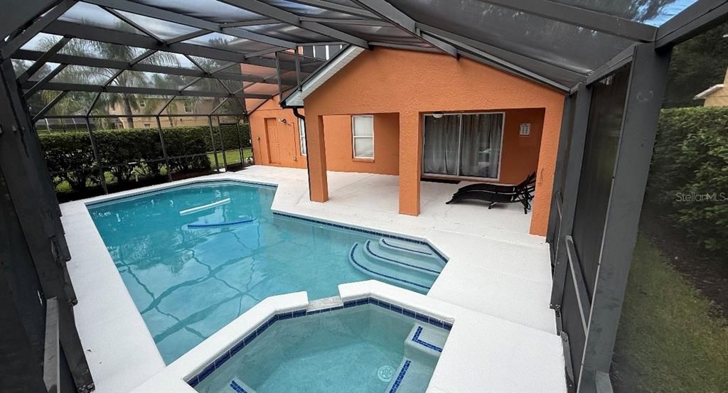 For Rent: $3,500 (5 beds, 4 baths, 2410 Square Feet)
