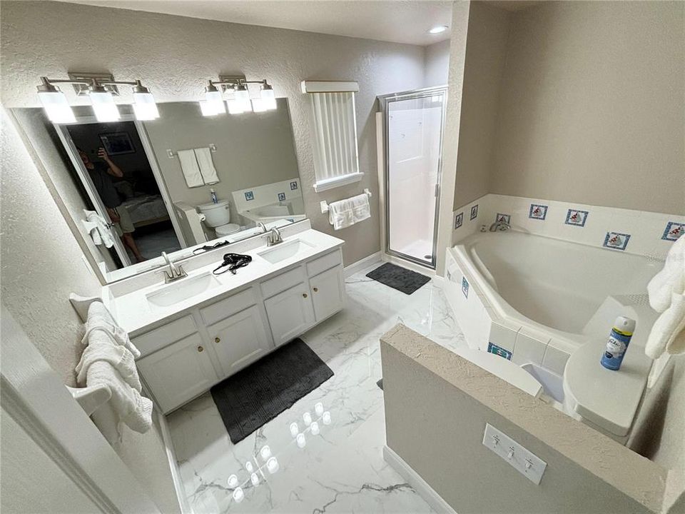 For Rent: $3,500 (5 beds, 4 baths, 2410 Square Feet)