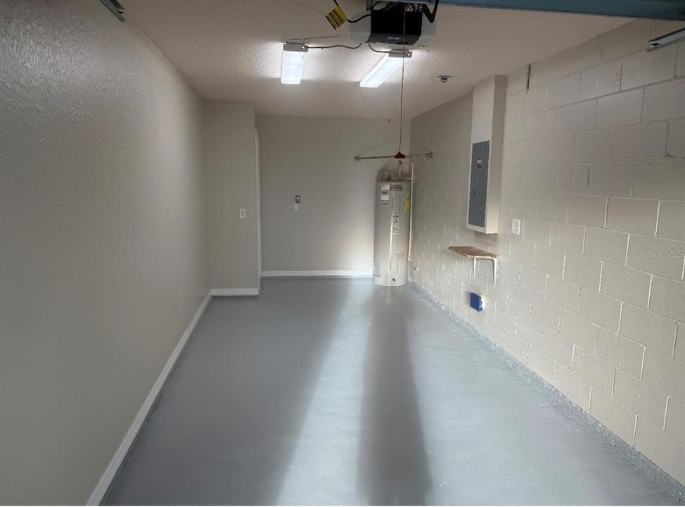 For Rent: $3,500 (5 beds, 4 baths, 2410 Square Feet)