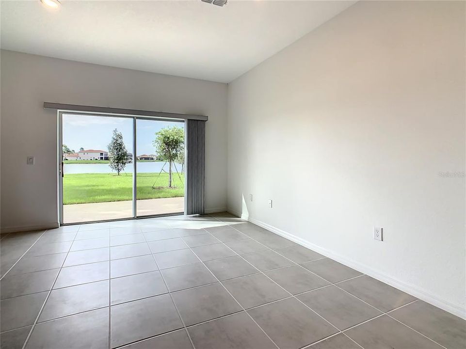 For Rent: $2,050 (3 beds, 2 baths, 1365 Square Feet)