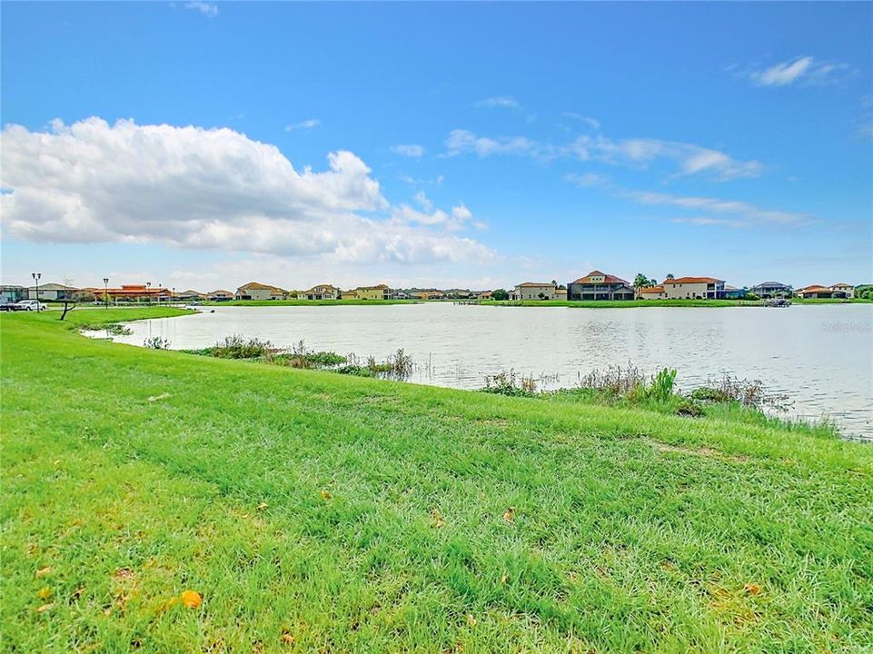 For Rent: $2,050 (3 beds, 2 baths, 1365 Square Feet)
