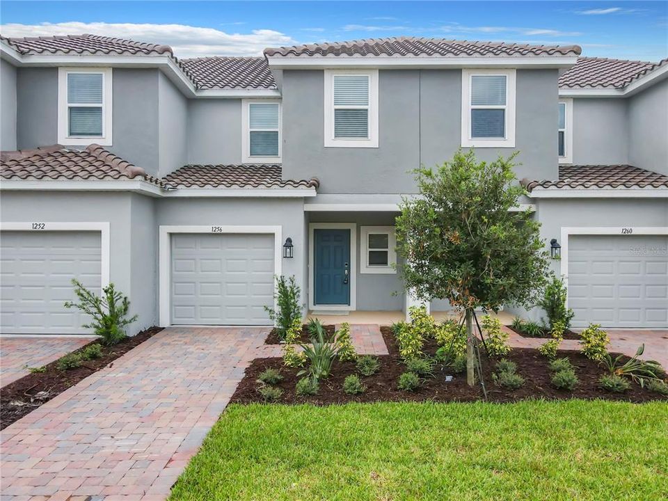 For Rent: $2,050 (3 beds, 2 baths, 1365 Square Feet)