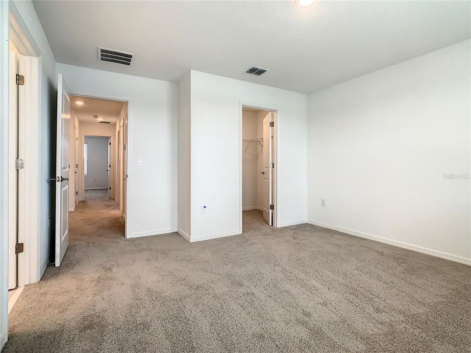 For Rent: $2,050 (3 beds, 2 baths, 1365 Square Feet)