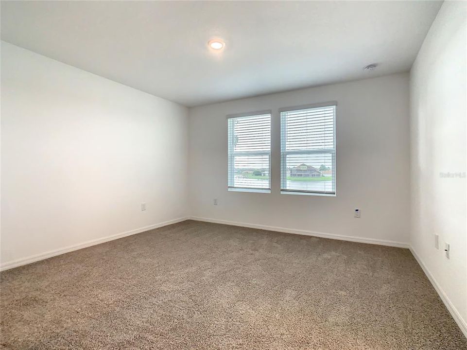 For Rent: $2,050 (3 beds, 2 baths, 1365 Square Feet)