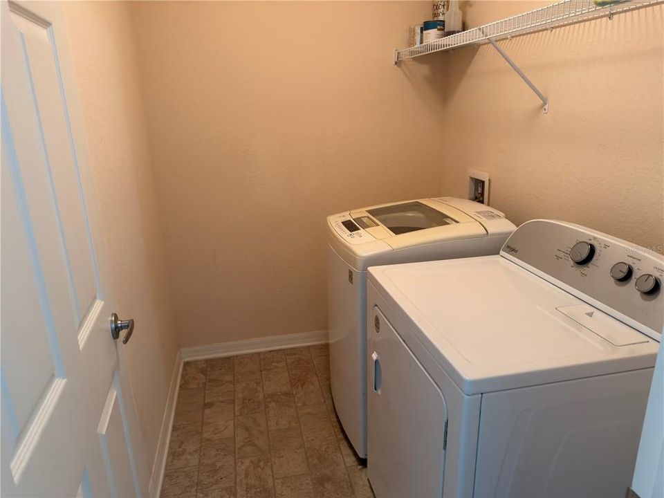 En Renta: $2,800 (4 camas, 2 baños, 1688 Pies cuadrados)
