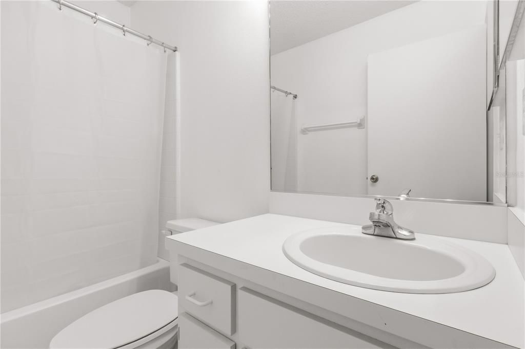 For Sale: $184,000 (2 beds, 2 baths, 1125 Square Feet)
