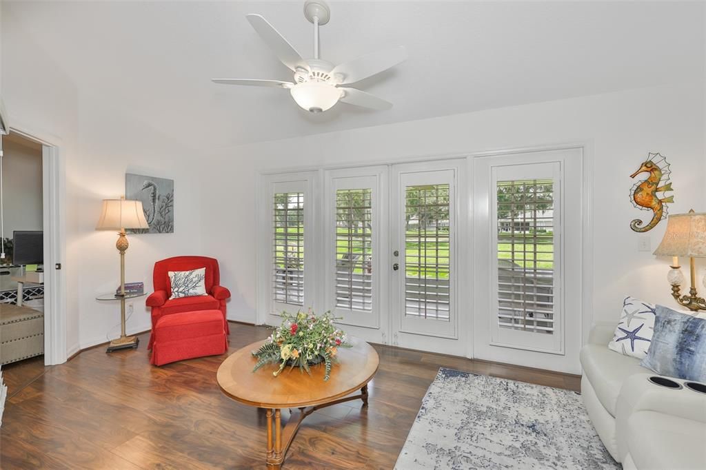 For Sale: $286,000 (2 beds, 2 baths, 1855 Square Feet)
